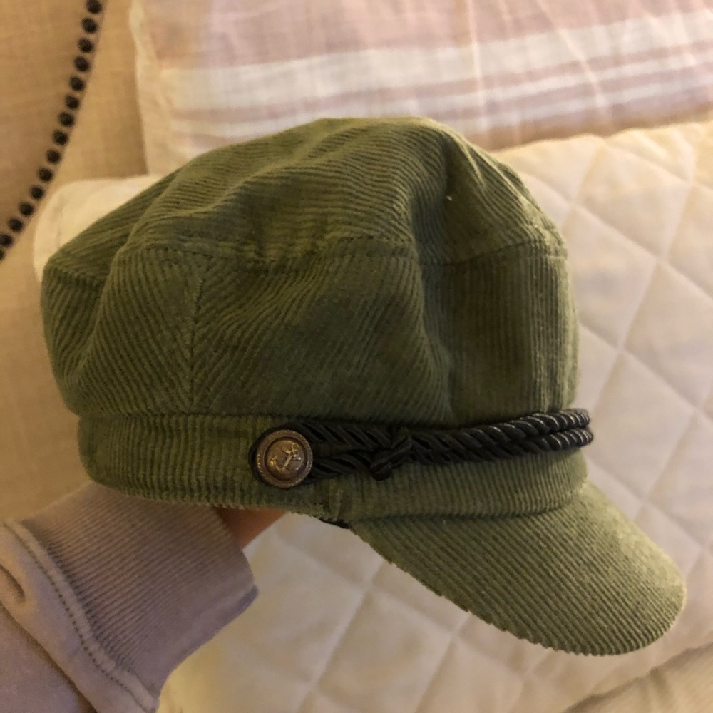 Baker boy hat